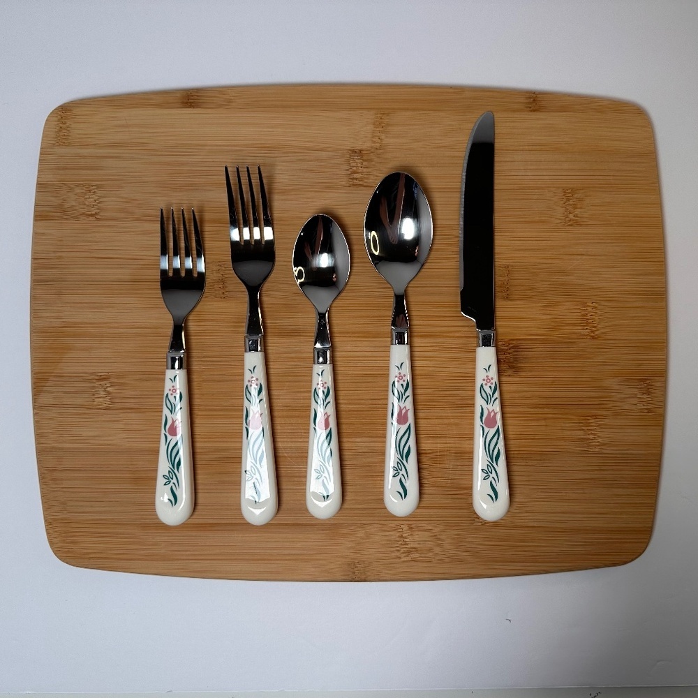 Vintage English Floral Flatware Set – Pink Tulip Handles (19 pcs)